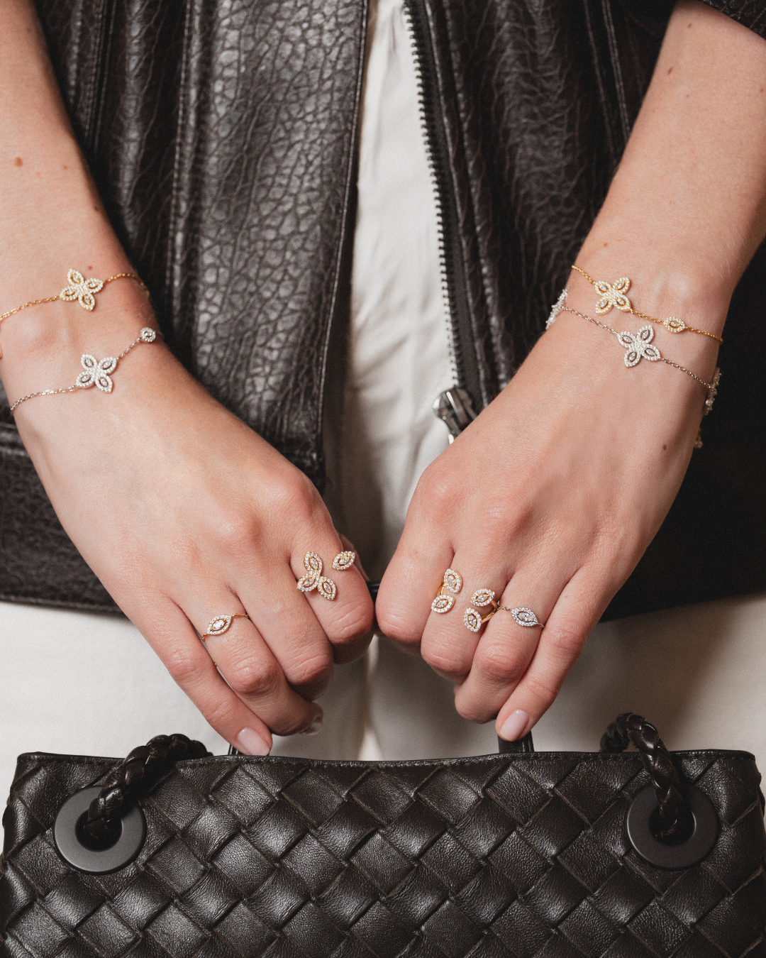 Bracelet Fleur Éternelle - BLANC