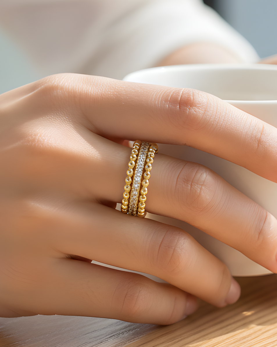 Timeless three-row ring - GOLD