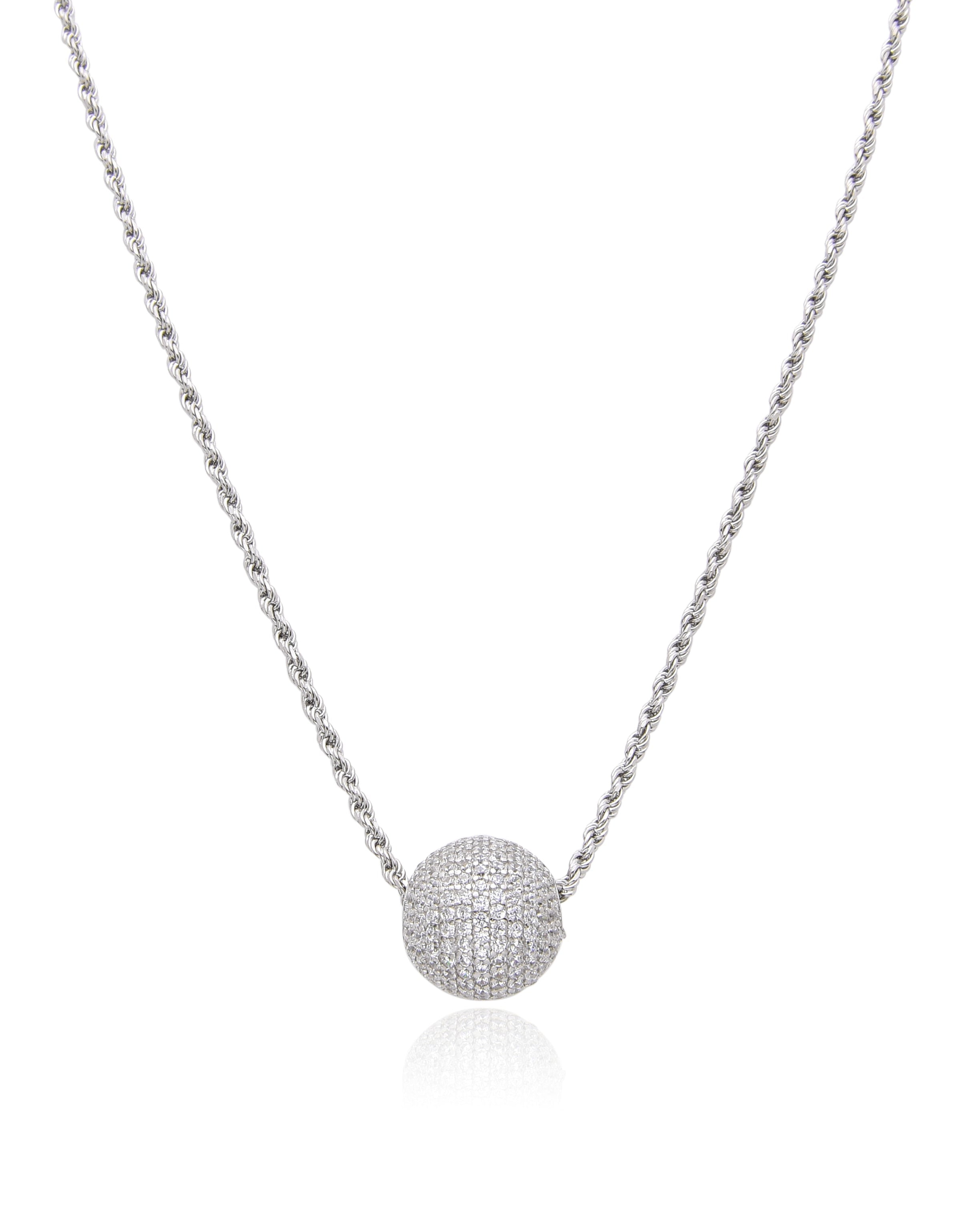 Collier « Atlas » en argent 925 rhodié, pendentif composé d’une boule pavée de zirconiums blancs, chaine torsadée.