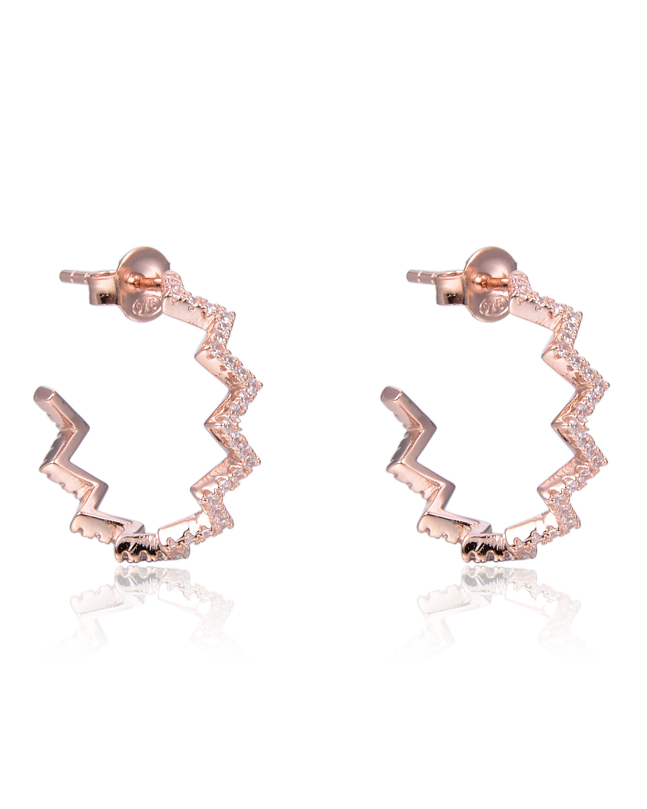 Créoles opposite M - ROSE