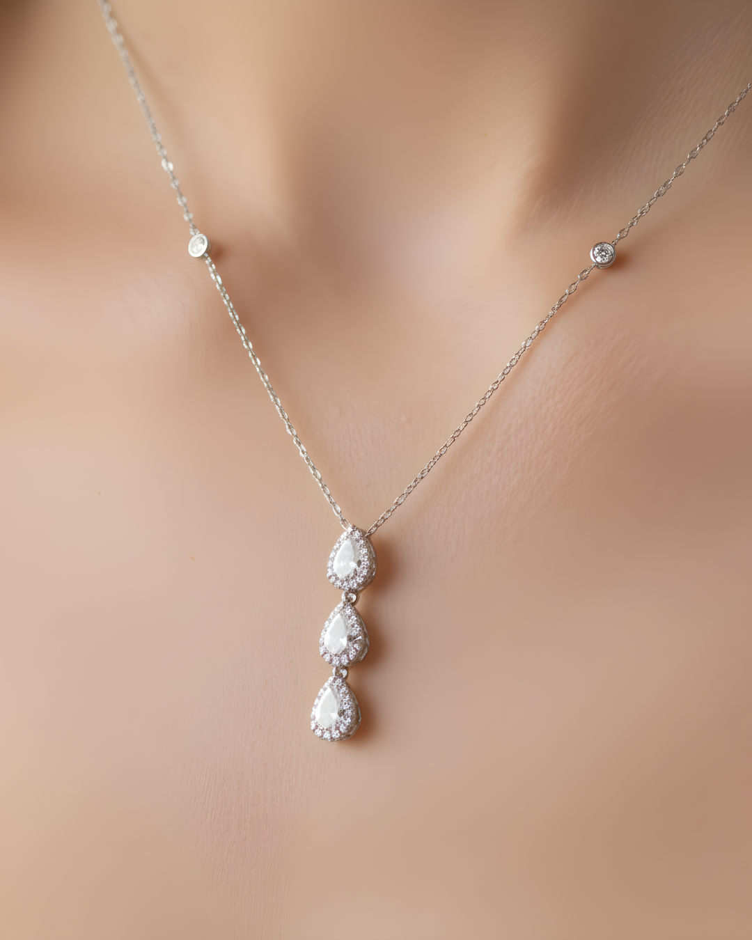 Collier trois poires Infini - BLANC