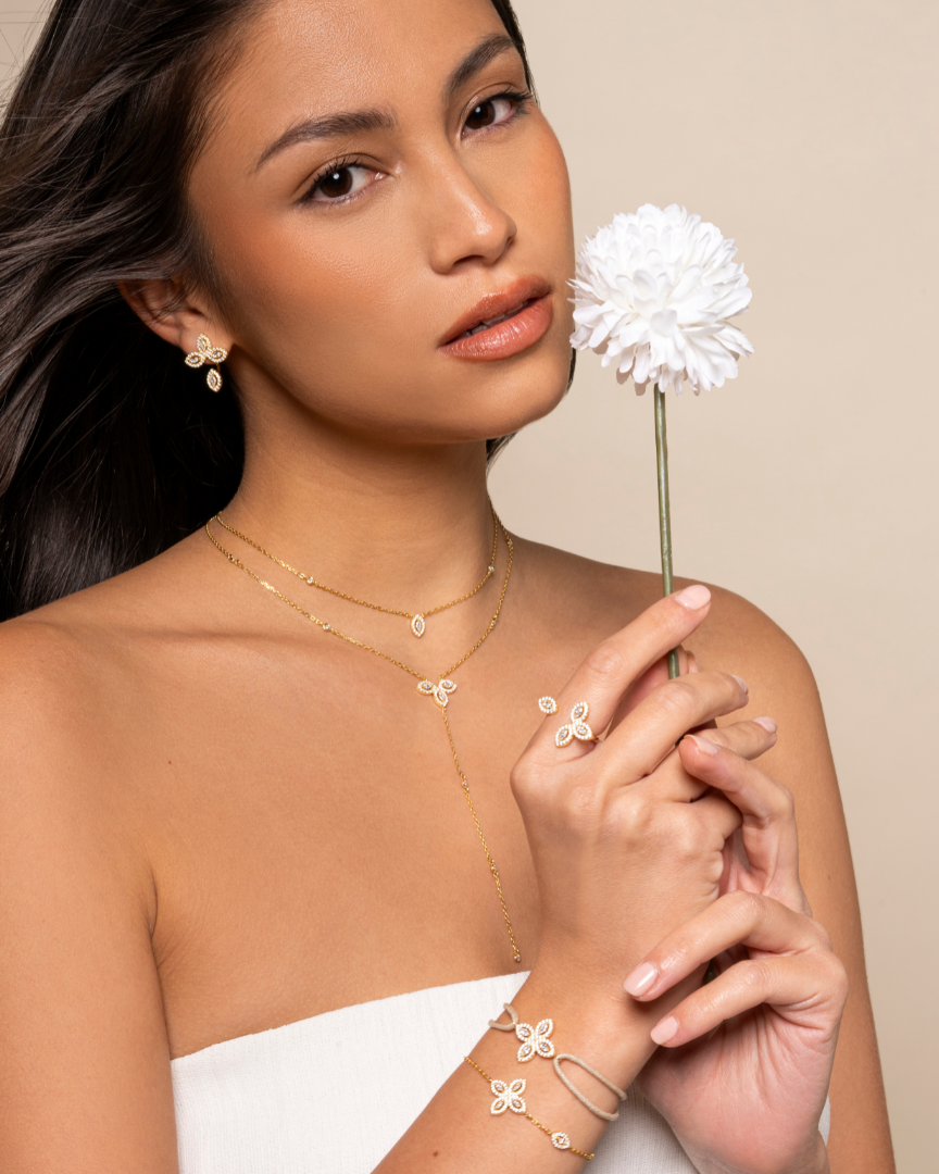 Sautoir double rang en argent 925 doré à l’or rose 18 carats avec pendentifs Fleur de Vie pavés de zirconium blanc, collier long élégant et lumineux pour femme.