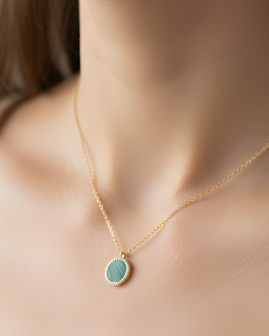 Collier pendentif médaille malachite - DORÉ