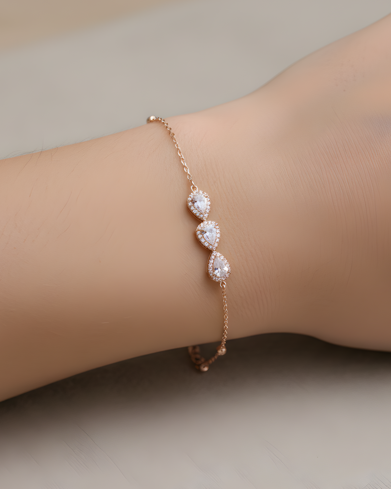 Three Pear Infinity Bracelet - PINK