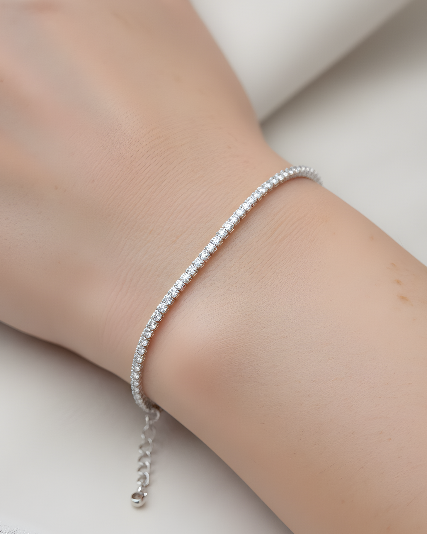 Timeless tennis bracelet - WHITE