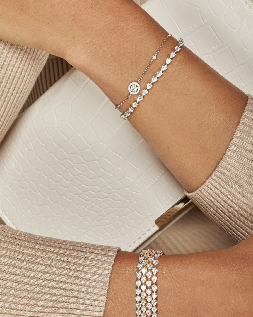 Bracelet Shine Éclat – Blanc en argent 925 rhodié, ligne délicate de pierres scintillantes, finition polie brillante résistante à l’oxydation, fermoir sécurisé, éclat pur et élégant.