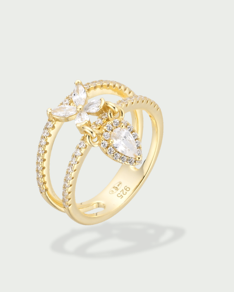 Bague Papillon en argent 925 doré à l'or doré 18 carats - fond blanc