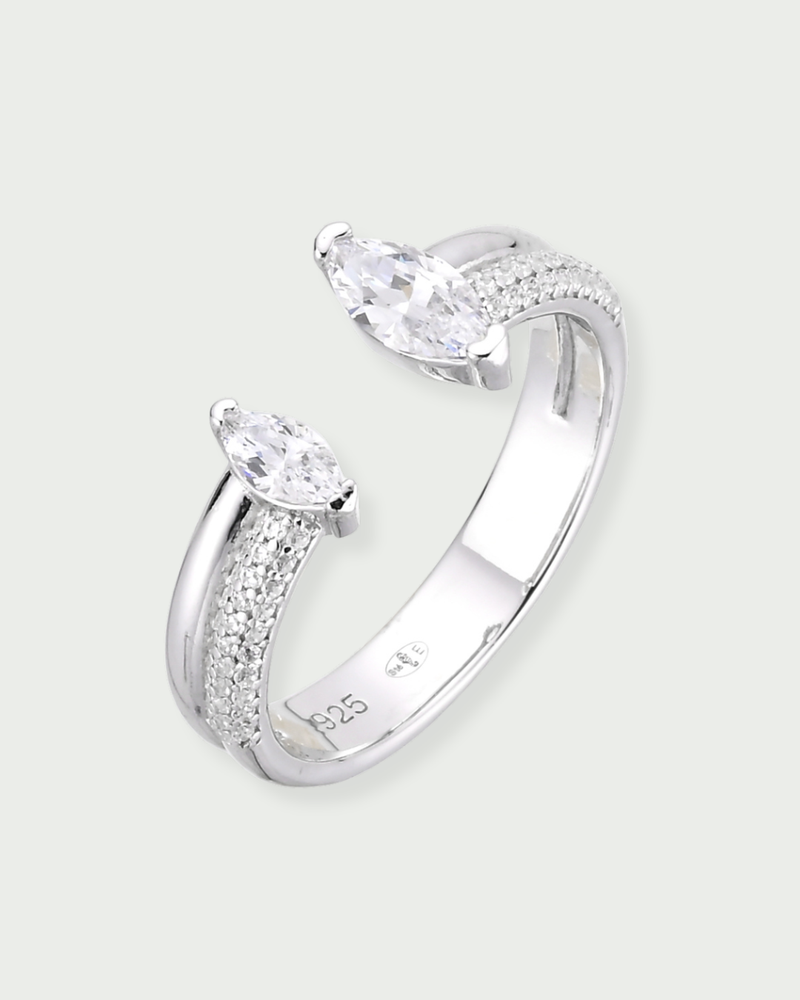Bague Marquise Pinky GENA Jewelry en argent 925 rhodié et zircons blancs
