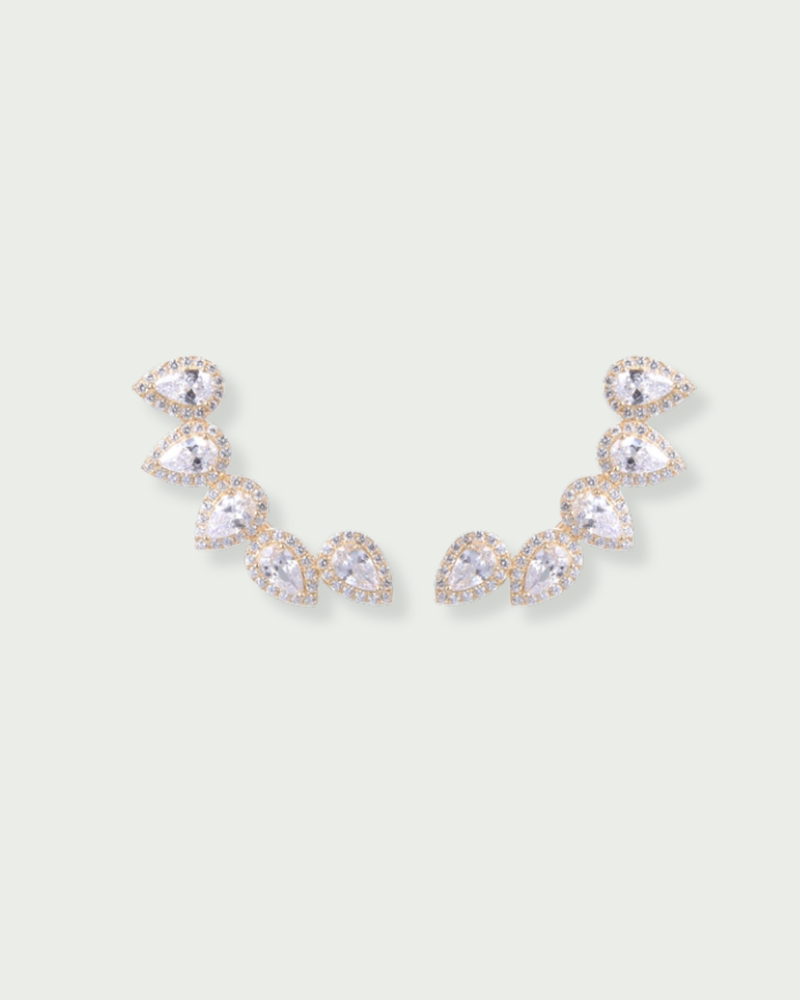 Boucles d’oreilles Cinq Poires Gala doré GENA Jewelry en argent 925 doré, ornées de cinq zircons taille poire entourés d’un pavage lumineux.