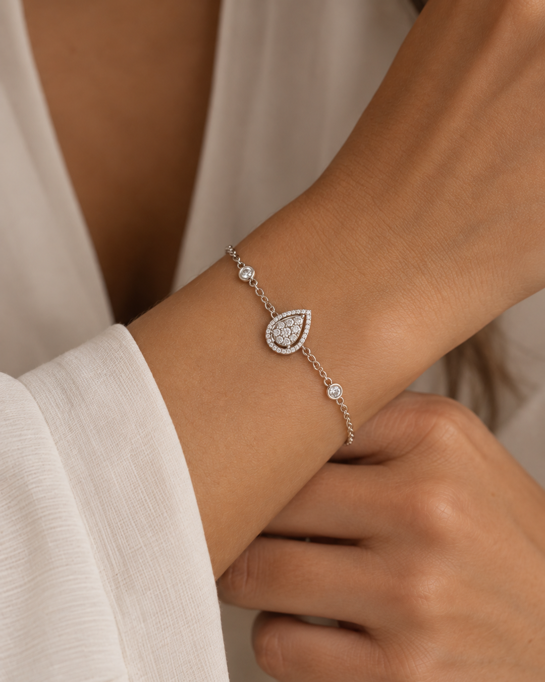 Bracelet Poire Pavée - BLANC