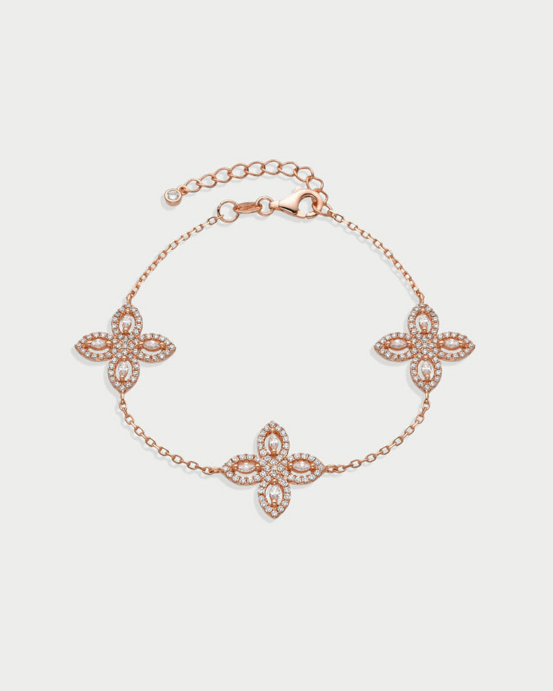 Bracelet Fleur Éternelle en argent 925 rhodié avec motif floral pavé de zirconium blanc sur chaîne fine, bijou élégance quotidienne.