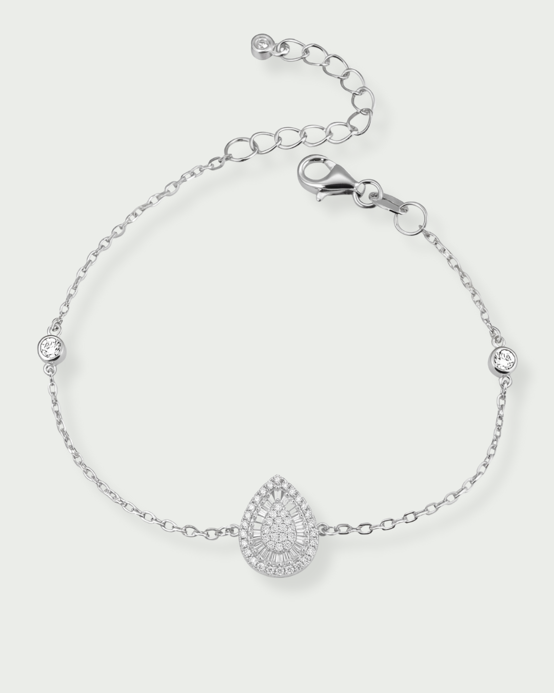 Bracelet argent 925 rhodié avec pendentif poire pavé zirconium baguettes.