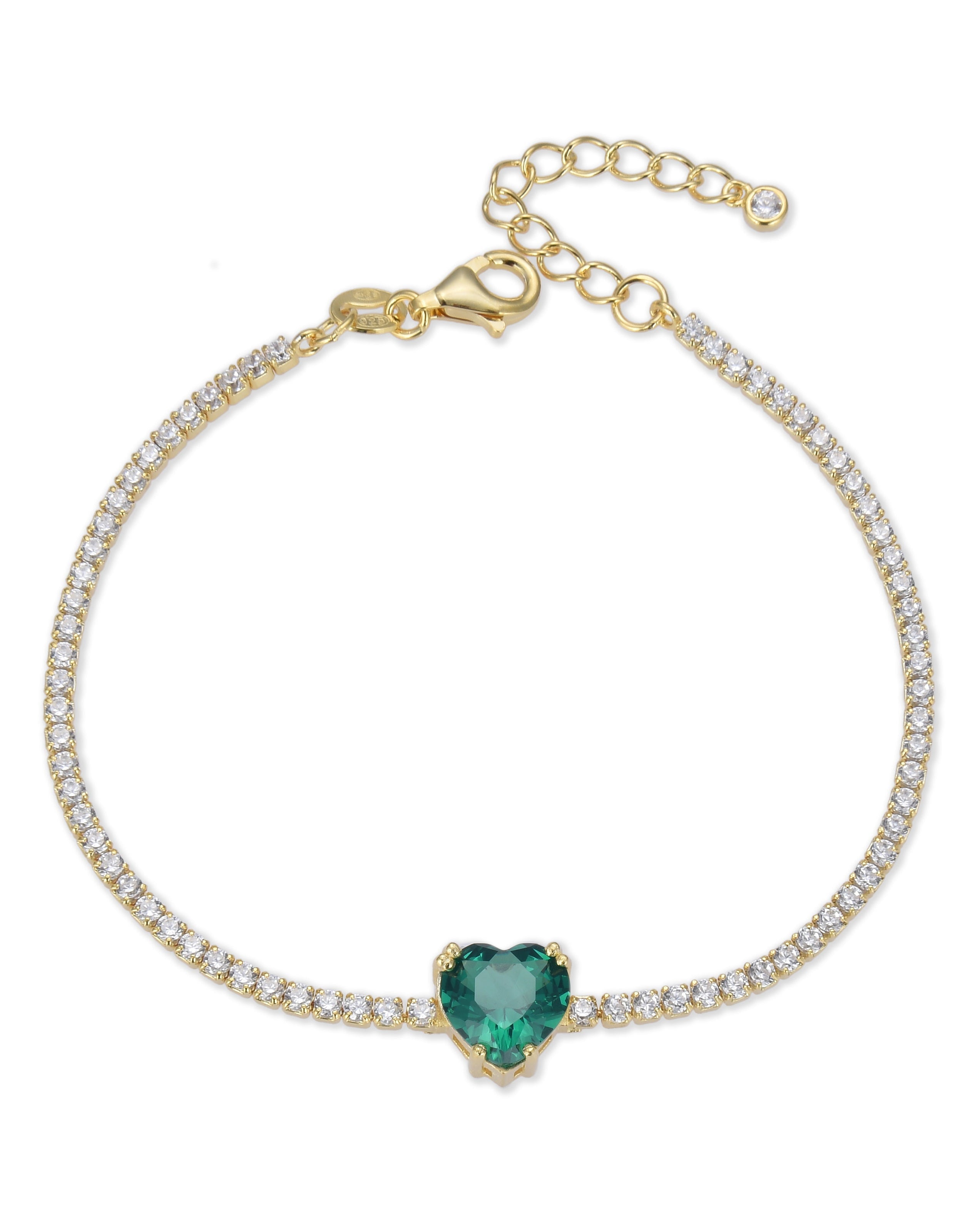 Bracelet « Tennis Cœur » en argent 925 doré à l'or 18 carats doré, rangée continue de pierres blanches sublimée par un cœur vert en zirconium.