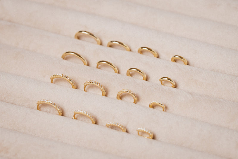 Mini-créoles intemporelles M - BLANC