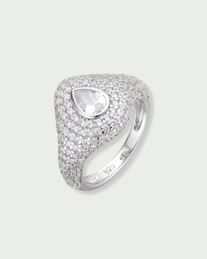 Chevalière pavée poire en argent 925 rhodié blanc, bague élégante ornée d’un motif pavé avec pierre en forme de poire scintillante, style raffiné et moderne