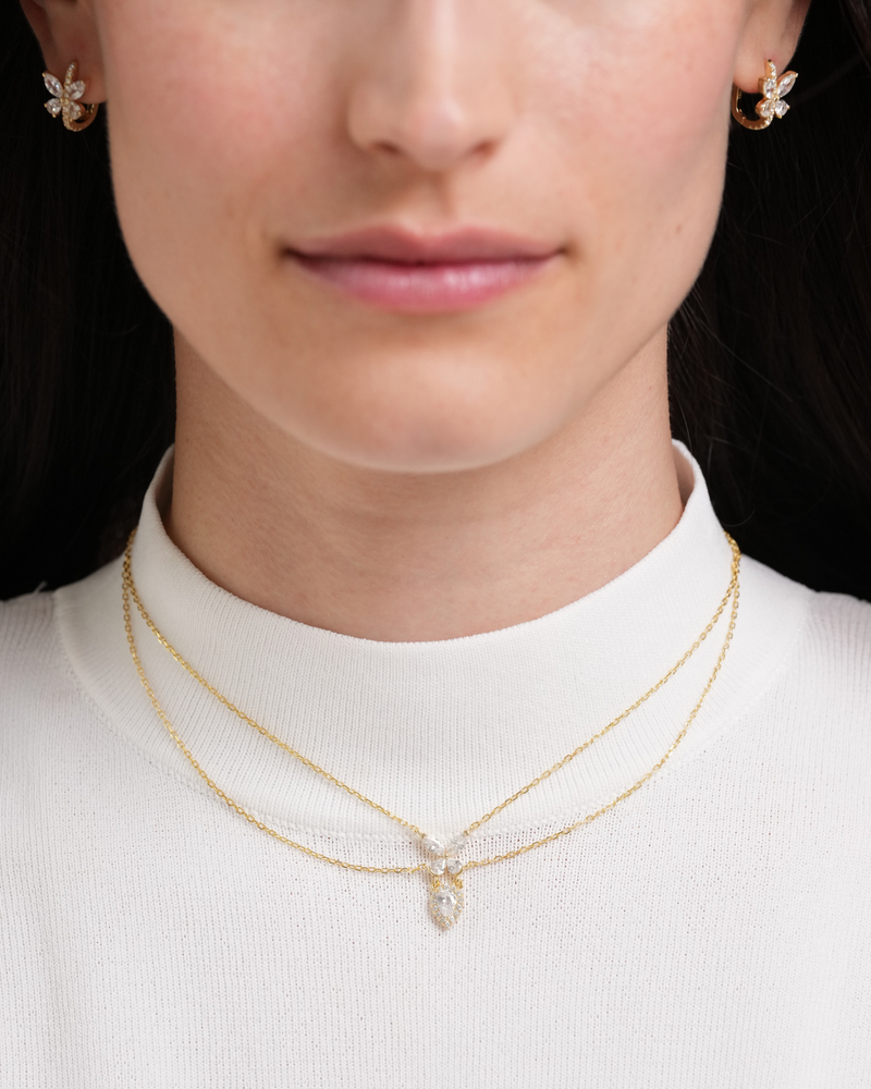 Collier ras-de-cou Papillon doré en argent 925 doré à l'or jaune 18 carats & zirconiums - porté zoom 