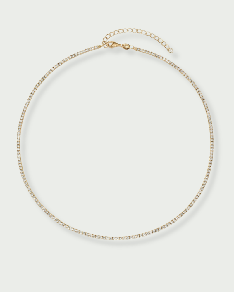  Choker Tennis Intemporel doré en argent 925 rhodié à l’or 18 carats avec une rangée de zirconiums scintillants, collier ras‑du‑cou élégant et lumineux au design minimaliste pour sublimer le port de tête. 