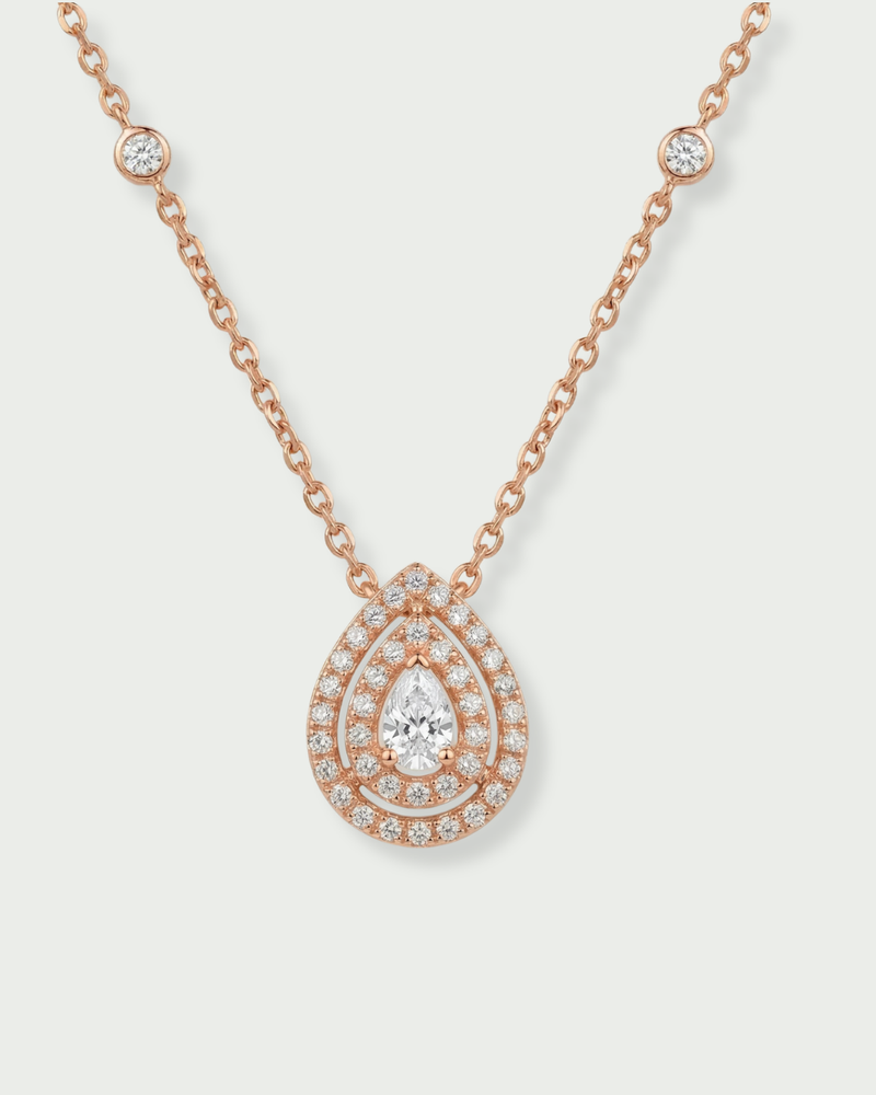 Collier en argent 925 rhodié Doré a l'or rose, orné d’un pendentif double poire pavé de zircons blancs avec pierre centrale taille poire