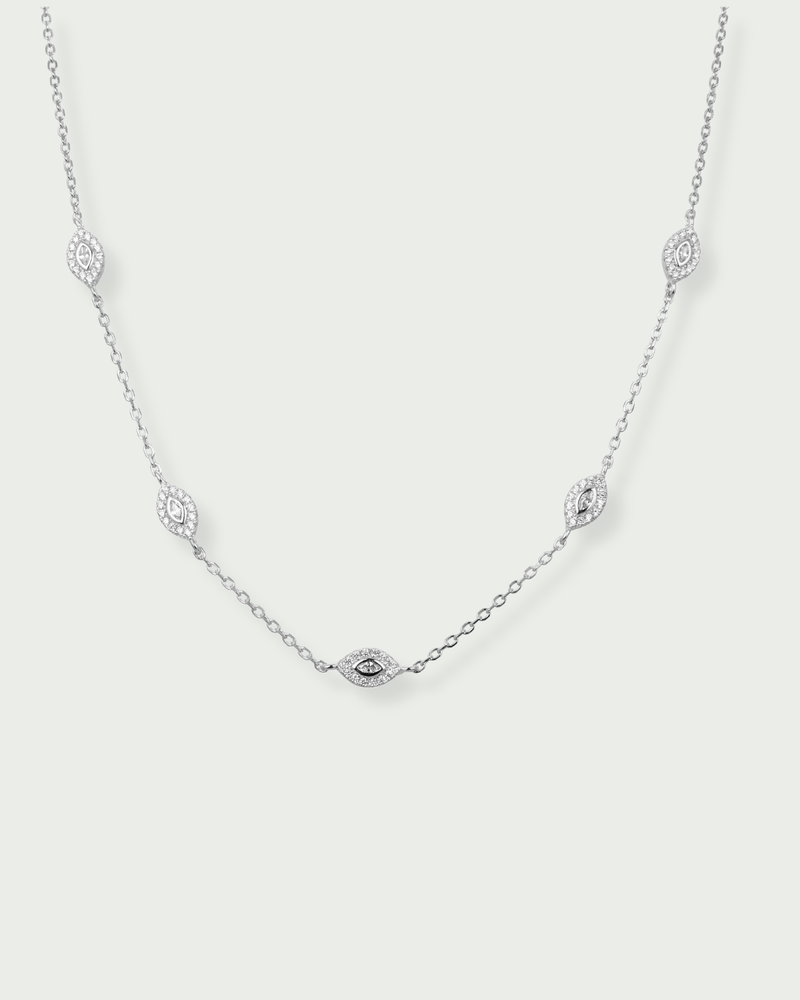 Collier en argent 925 rhodié, succession de marquises pavées de zirconiums, design délicat et étincelant.