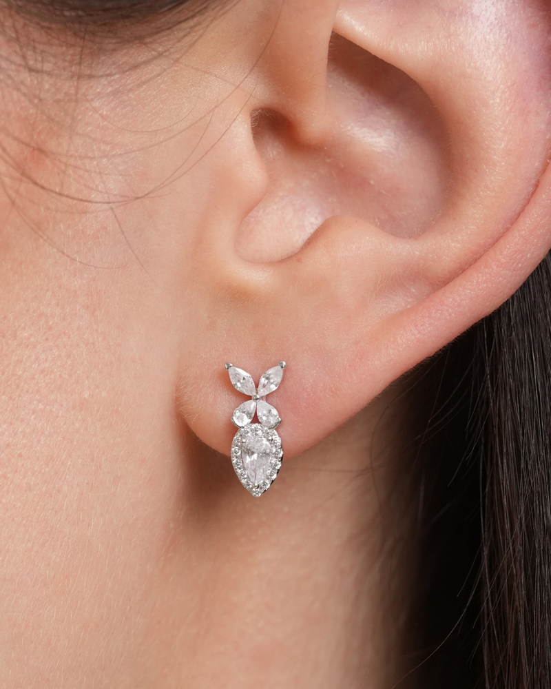 Double puces Papillon en argent 925 rhodié & Zirconium - zoom porté 