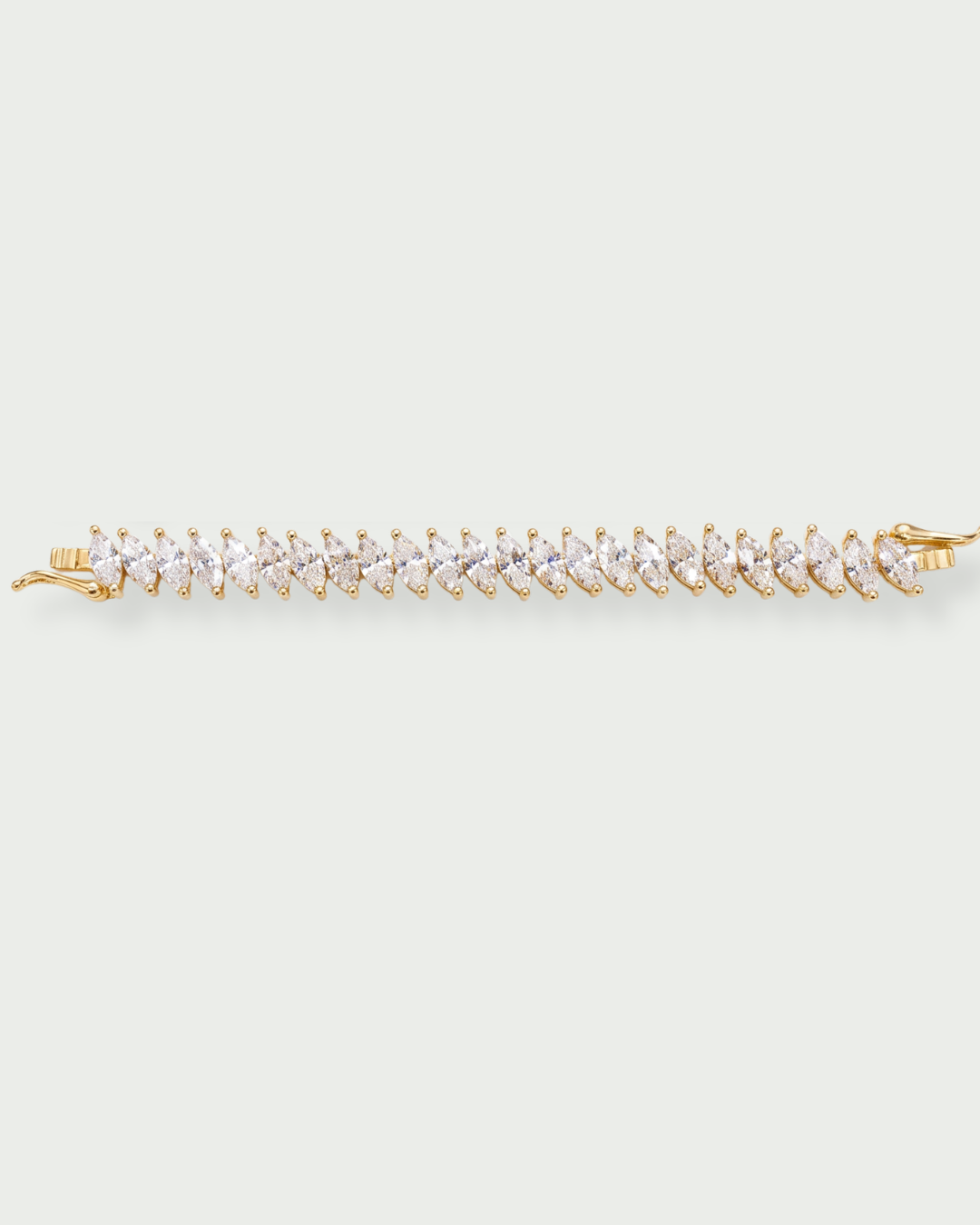 Bracelet semi-rigide en argent 925 doré orné d’une rivière de zircons blancs