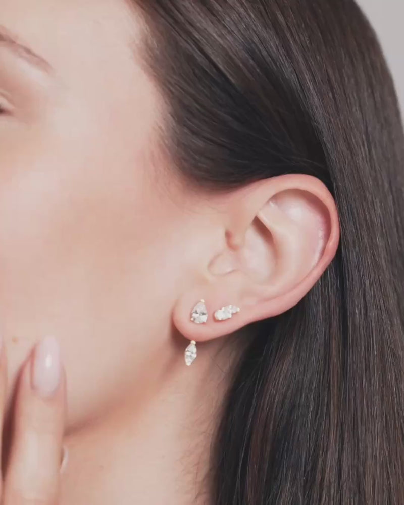 Boucles d’oreilles marquises asymétriques – Co-création Diane Perreau – Argent 925 doré à l’or 18 carats &amp; Zirconium - vidéo