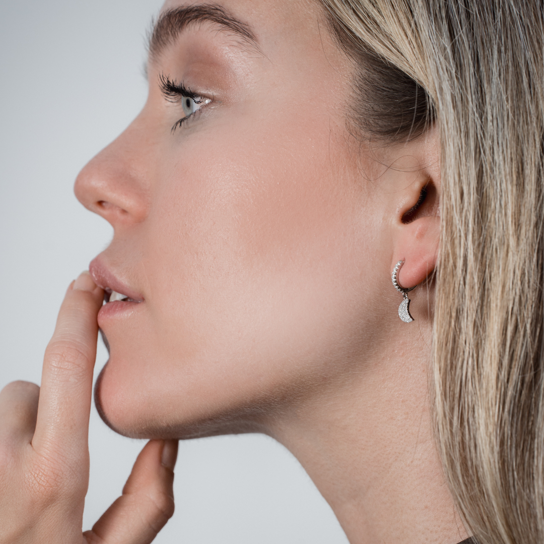 Boucles d'oreilles dormeuses Céleste - BLANC