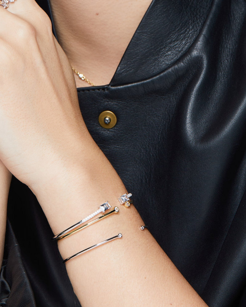 Jonc ouvert minimaliste à embouts zirconium – Argent 925 rhodié et zirconiums